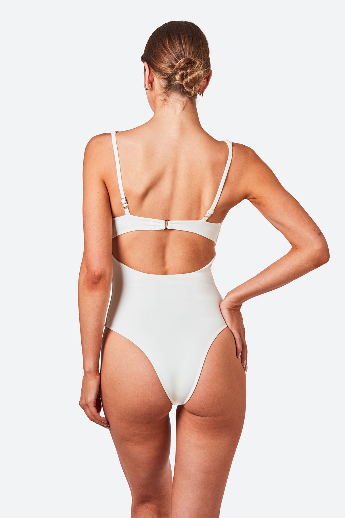 THE WHITNEY ONE PIECE - IVORY